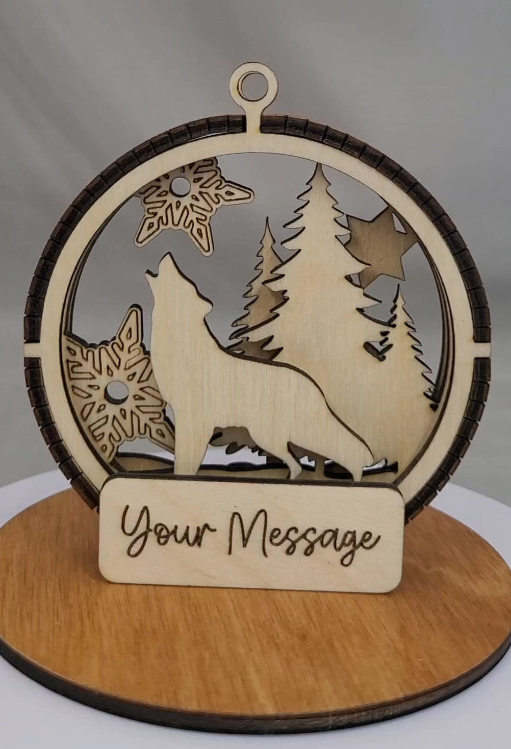 3D Ornament Howling Wolf