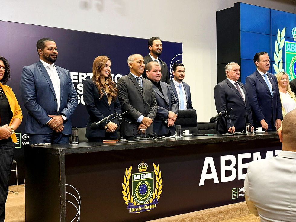 Prefeito Vanderlei de Abreu recebe Diploma “Amigo da ABEMIL” em cerimônia nacional em Brasília