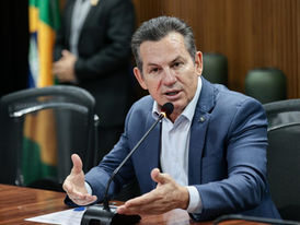 Governador anuncia pagamento do auxílio-fardamento aos policiais e bombeiros