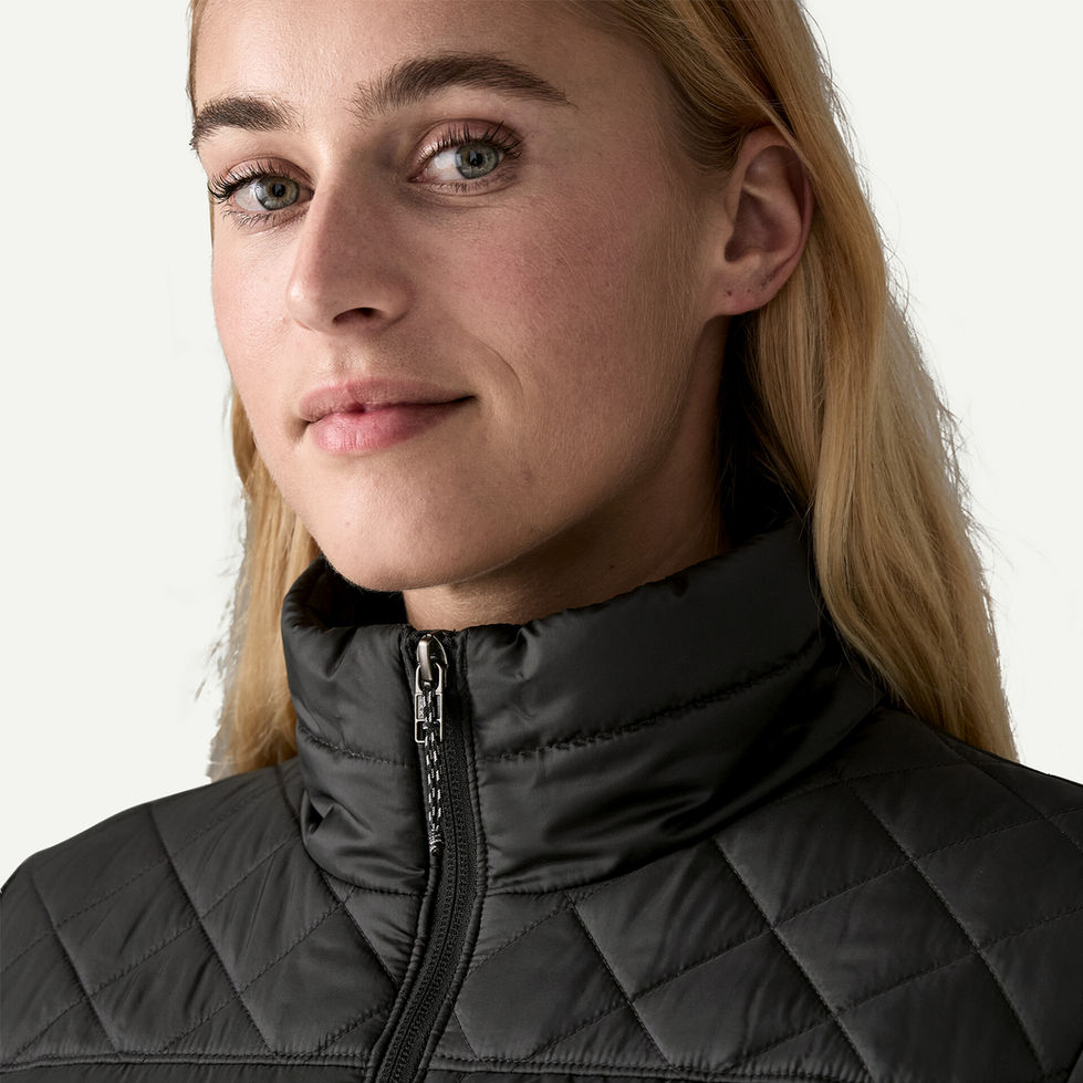 Détail du col de la veste Patagonia Radalie noire pour femme