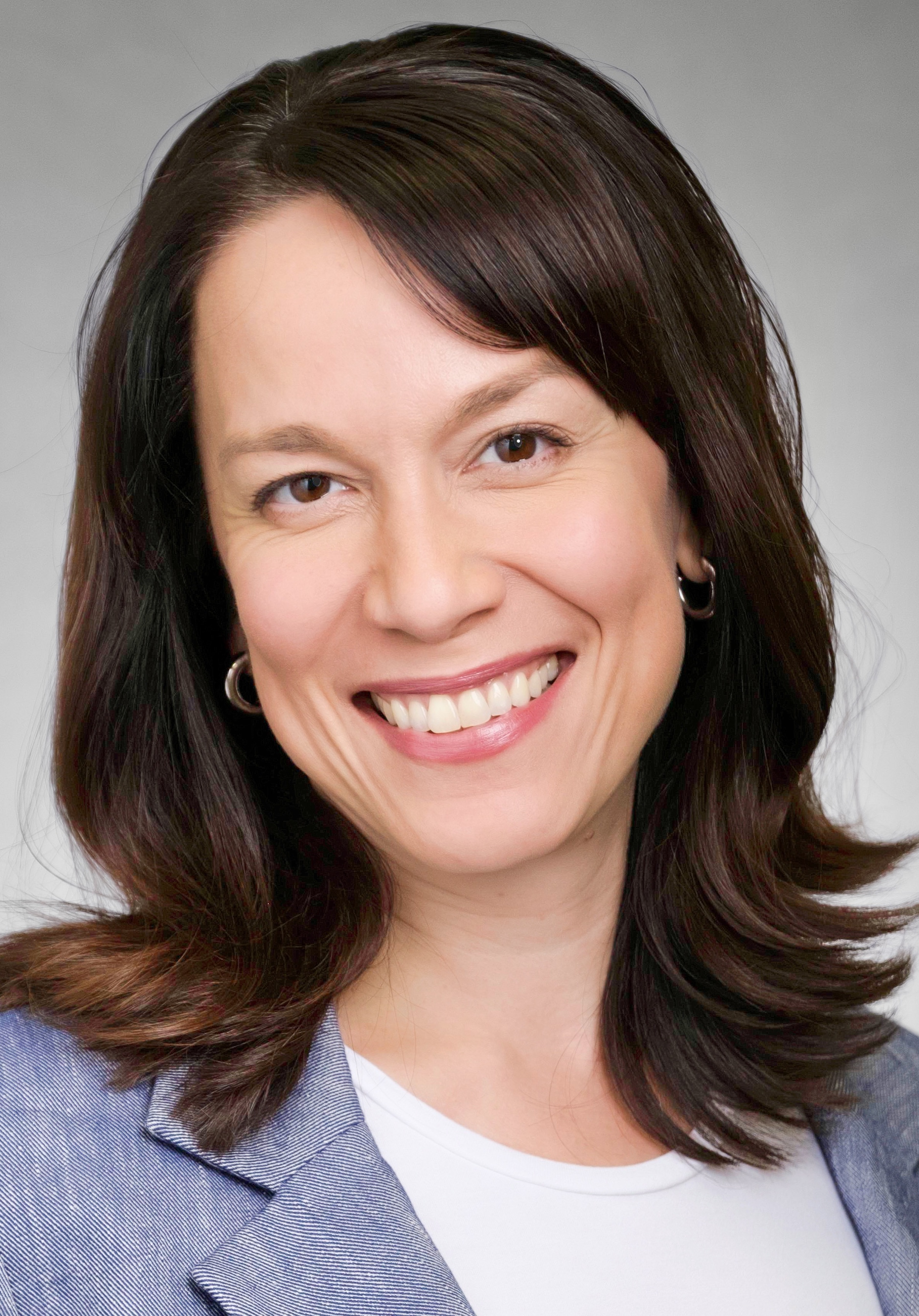 KristenNader_Headshot022025.jpg