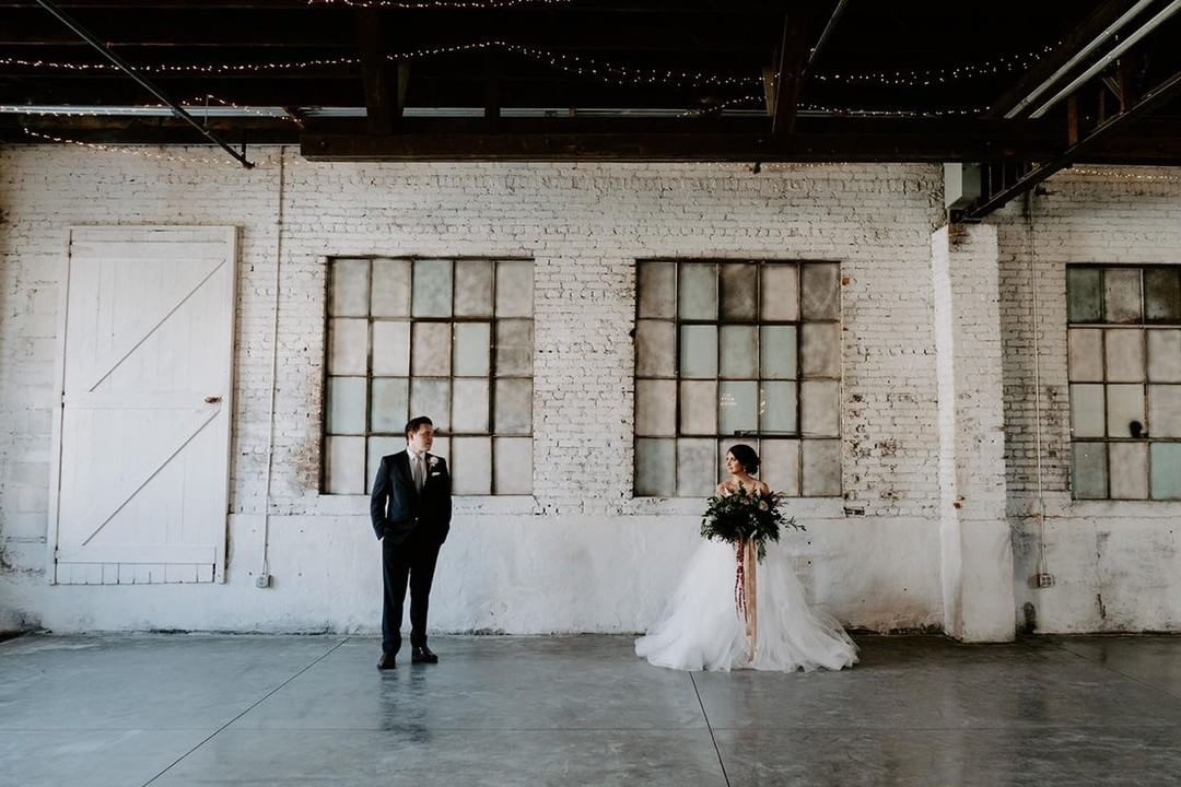 Beautiful Wedding Photos in the Brick Ballroom