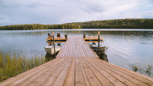 Batnuni Lake Resort Dock