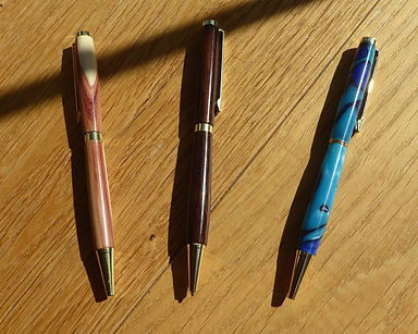 pens lilac, rosewood and acrylic.JPG