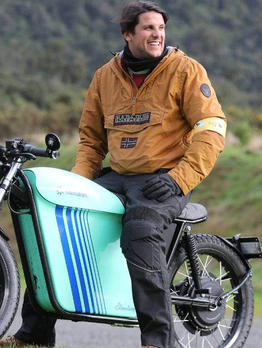 Electric motor scooter conquers Southern Alps road trip