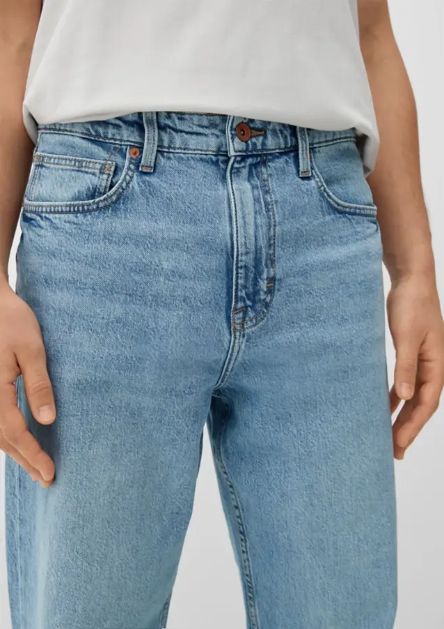 Thumbnail: s.Oliver Loose fit: jeans in a five-pocket design