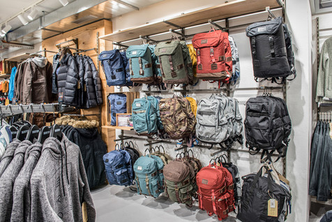 Ladenausbau Burton Marktgasse Zürich-Altstadt, Burton Snowboards / Vivamo GmbH, Burton Snowboards, Bauprojekt, Gewerbeausbau, Generalplanung; Baumanagement, Local Architect