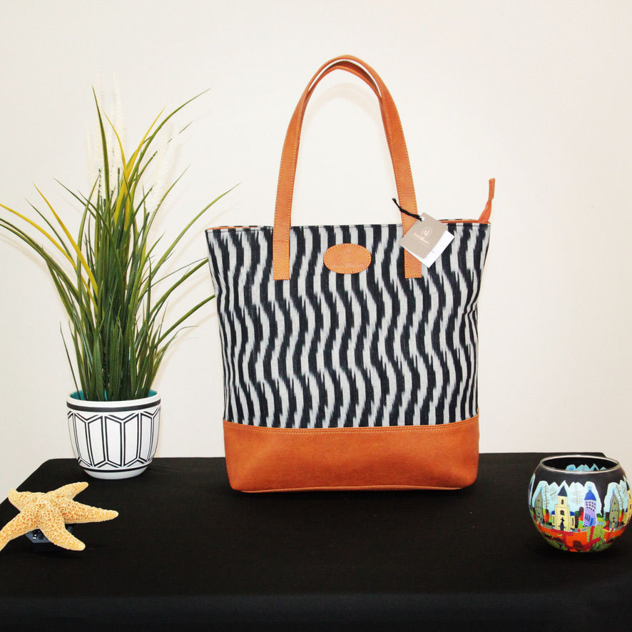 Womens Vegan Leather Tote