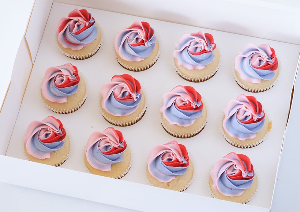 Thumbnail: Classic piping (12pc+)