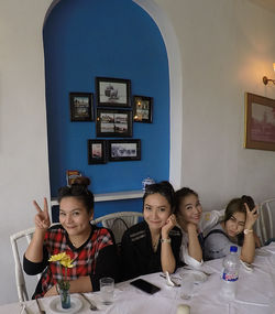 รับประทานอาหารกันที่ ร้าน Monsoon