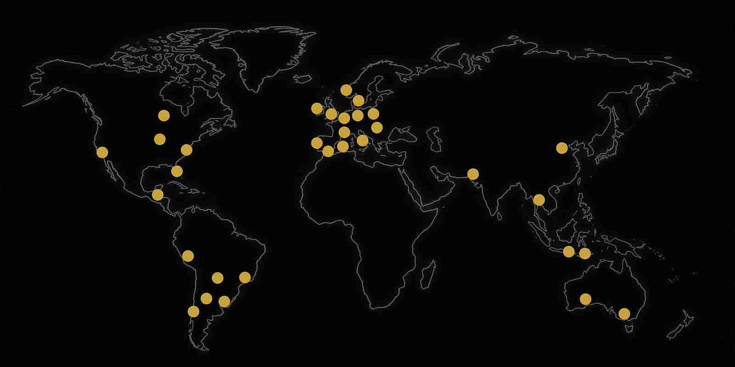 Nodes_dots_web_optimized.jpg