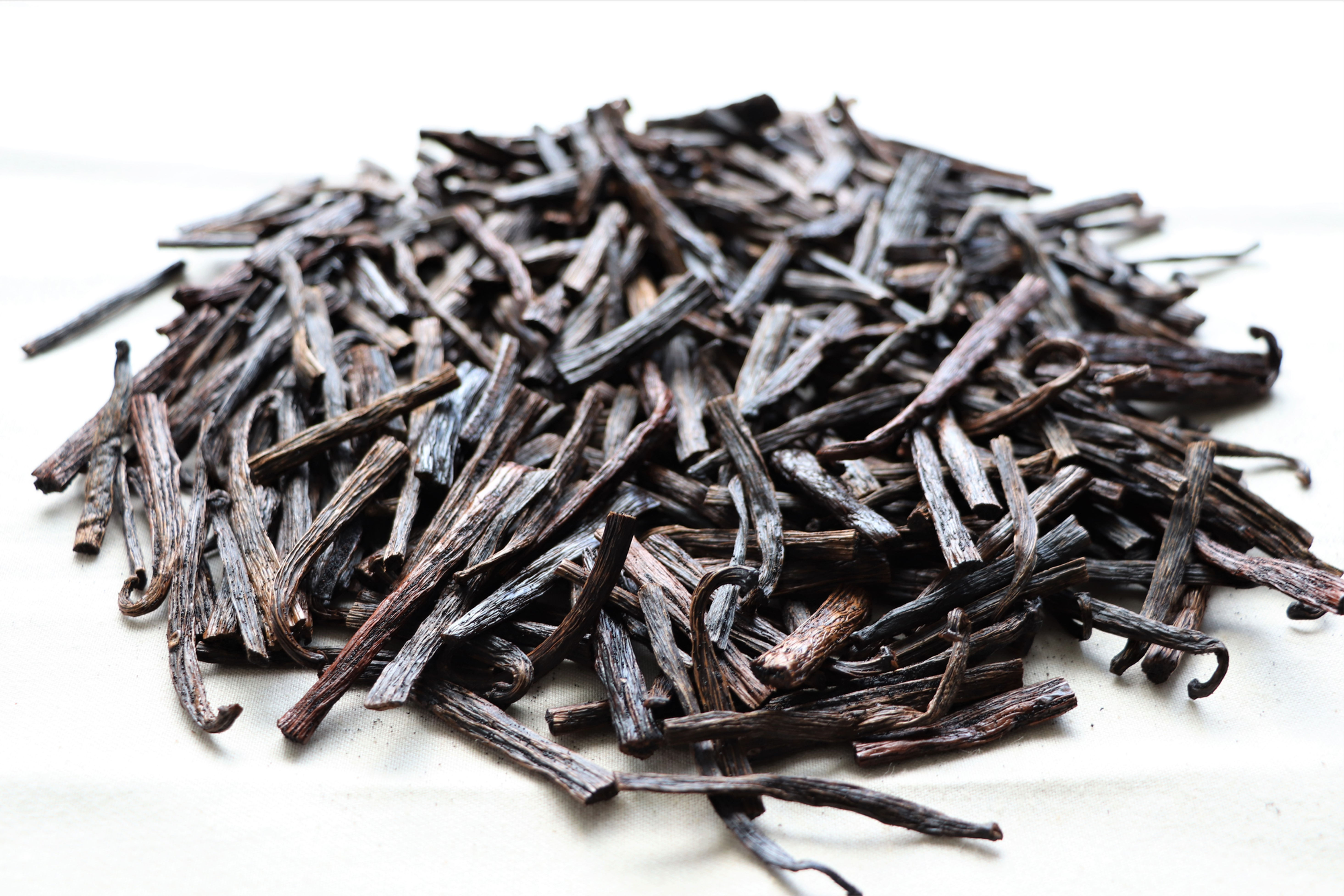 Planifolia Vanilla Pieces