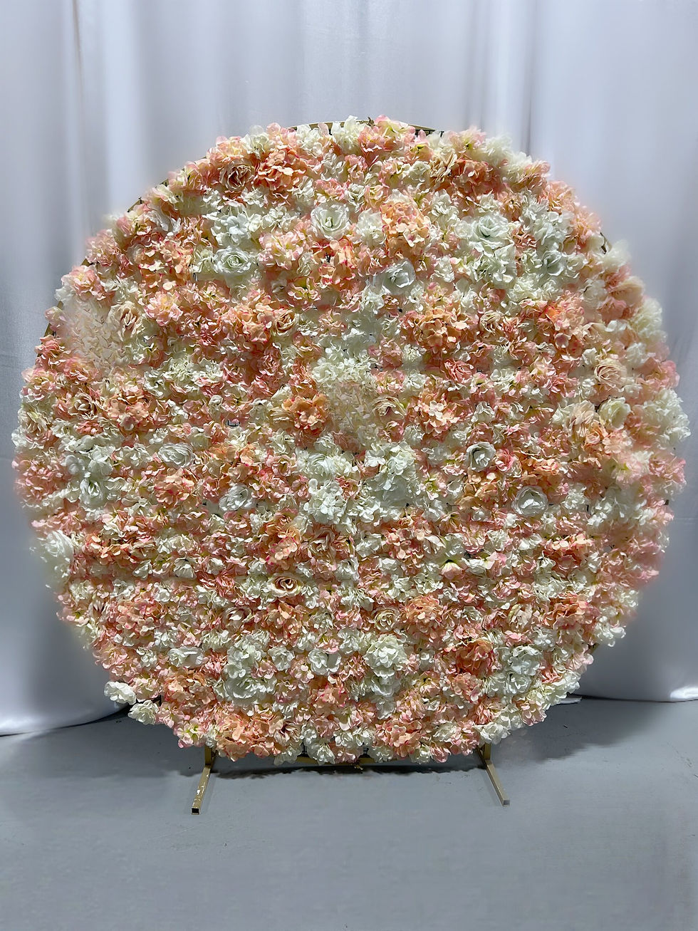 Round Pastel Flower Wall