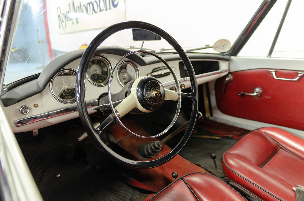 Miniature : ALFA ROMEO Giulietta Spyder 1300 châssis court (750d)