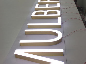 UK-Wide Installation from The Sign Company UK: What to Expect