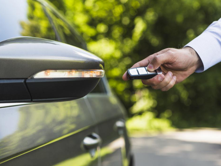 How Do Automatic Car Door Locks Work?