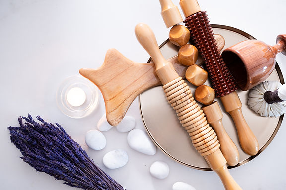 Colombian maderotherapy kit for new types of body massage, bust and facial anti-cellulite