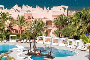 Travel Oliva Nova 9_edited_edited.jpg