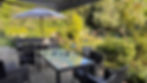 Terrasse mit vielen Sitzmöglichkeiten