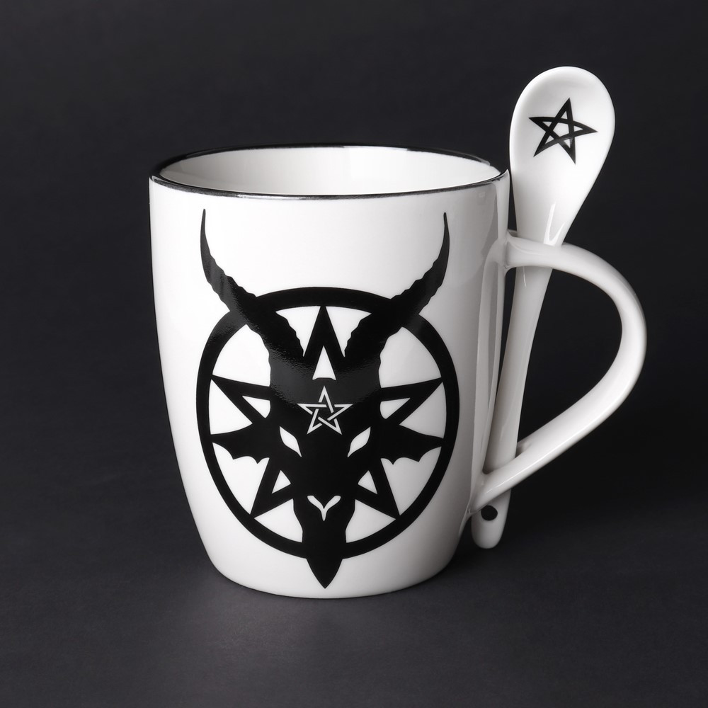 Cause a stir with these incredible mug and spoon gift sets! Perfect for that tea or coffee loving friend! Or maybe a little treat just for you, it will truly serve you a fiendishly good brew! This extraordinary mug and spoon set forms part of the exciting Home & Gift Collection by Alchemy.