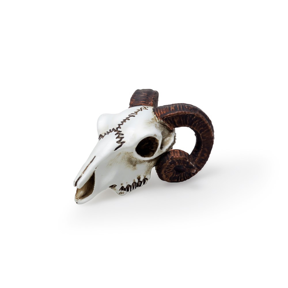 This miniature model forms part of the sought after high quality resin collection by Alchemy. Each miniature is lovingly made and painted by hand with intricate detail. Making them the perfect gift for a loved one or a talisman to treasure! There are 10 extraordinary designs why not collect them all!