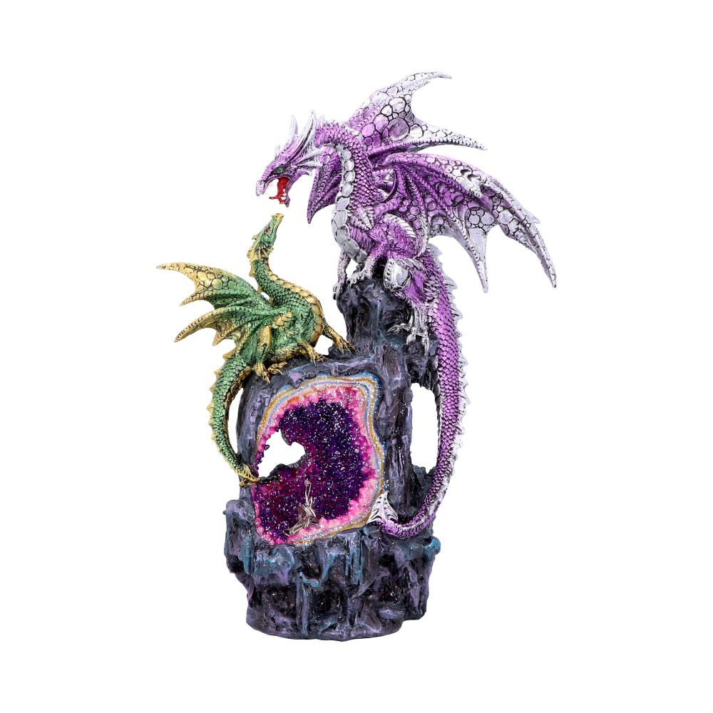 This piece would take pride of place in any mystic home. Clinging to a rock-covered geode, this majestic Dragon has their wings spread, ready to take flight. Its colouring mixes lilac with deep amethyst to create a metallic ombre look. A hatchling sits directly above the crystal crevice, looking up at its Mother as if learning from her mighty screech. Cast in the finest resin before being lovingly hand-painted, this enchanting piece would look great in anyone's Fantasy collection.