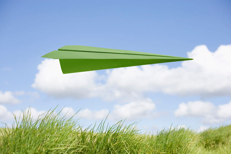 SNPL France ALPHA - Entretien Gate7 - avion papier vert - développement durable empreinte écolgique