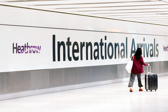 Heathrow : La reprise attendue éclipsée par des vents contraires et l'incertitude.