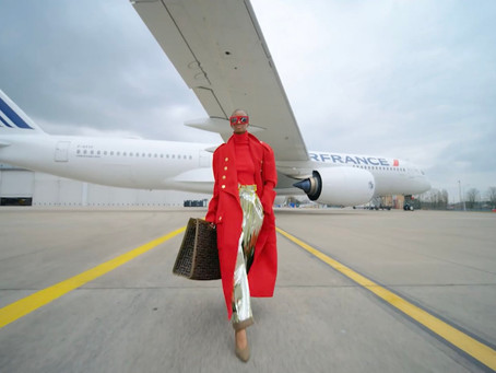 La maison Balmain s'envole avec Air France pour sa nouvelle collection "Above & Beyond" ✈️🇫🇷