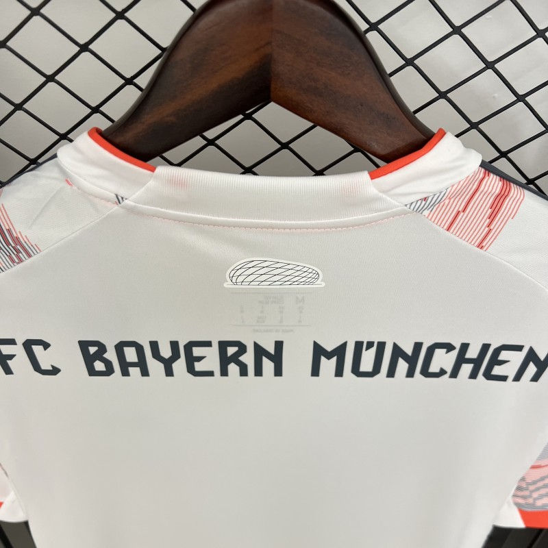 Miniatura: Camisa Bayern Munich II 2025/26
