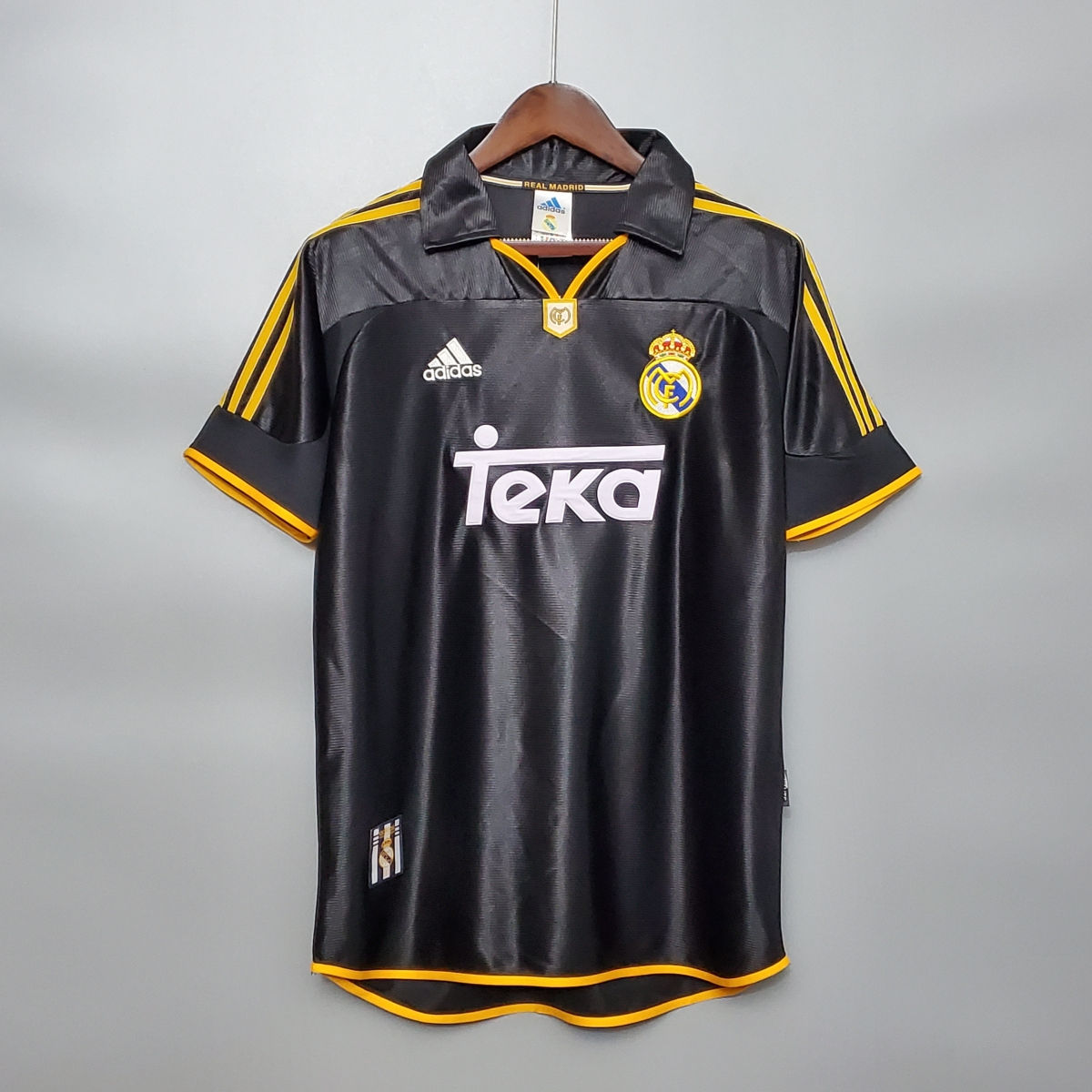 Camisa Retro Real Madrid 1999