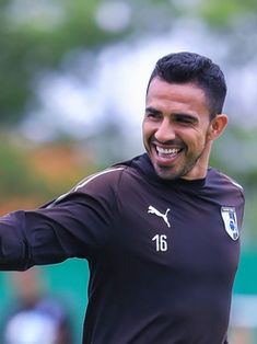 Gallos Blancos con mesura a pesar de buen inicio