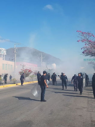 Ofrecen apoyo a padres de los 43 desaparecidos de Ayotzinapa