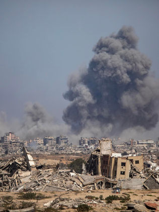 A pesar de tregua, Israel ataca Gaza con 153 toneladas de bombas