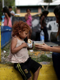 Niños venezolanos necesitan ayuda urgente