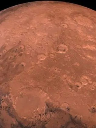 Investigadores británicos descubren nuevas pruebas de la presencia de agua líquida en Marte