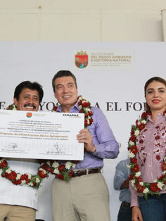 Beneficia Rutilio Escandón a más de 5 mil campesinos de la Frailesca con seguro catastrófico