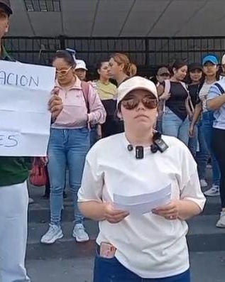 Aspirantes exigen liberación de plazas