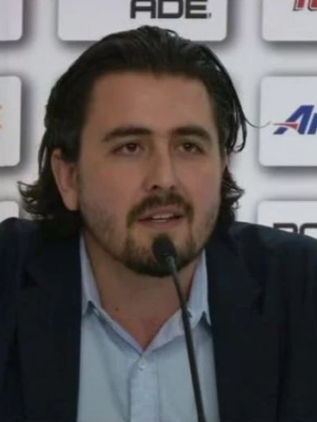 Amaury Vergara reafirma el compromiso