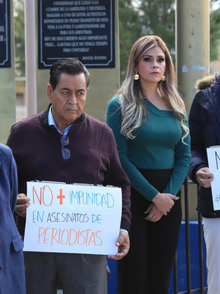 Menos periodistas asesinados pero la violencia contra la prensa es "preocupante" en México