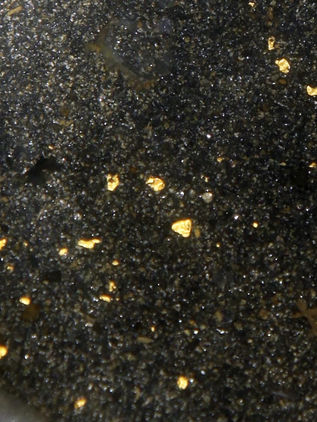 Los terremotos pueden contribuir a la formación de pepitas de oro en el cuarzo