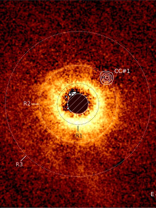 El James Webb descubre un exoplaneta desconocido hasta ahora, un gigante gaseoso pequeño