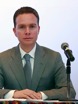 Manuel Velasco se separa de su cargo para aspirar a la Presidencia 