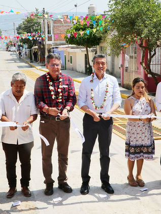 En Tuxtla, Rutilio Escandón inaugura pavimentación de vialidades en Patria Nueva