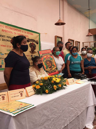 Entregan premio a defensores del Soconusco