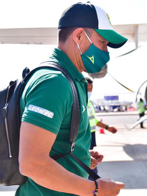 Ambriz agradece a Aguirre