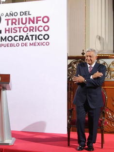 AMLO a dos años de su triunfo, empañado por problemas económicos y sociales