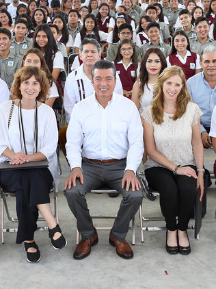 Rutilio Escandón encabezó la inauguración de la Secundaria “Adolfo López Mateos”
