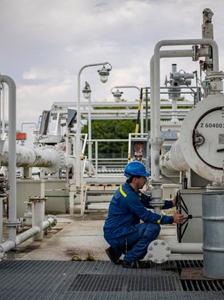 Rusia amenaza con cortar el suministro de petróleo si los países limitan su precio