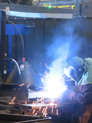 México se afianza como primer socio comercial de EU en la mitad de 2021